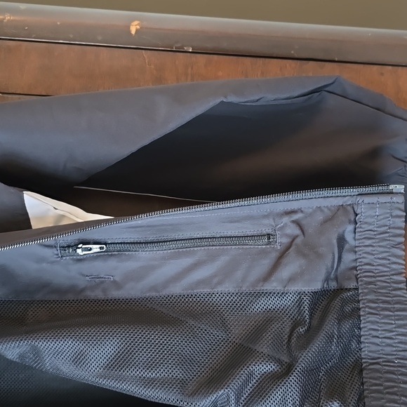 Adidas Black and White Striped Full Zip Track Jacket, Size Large - Picture 12 of 12